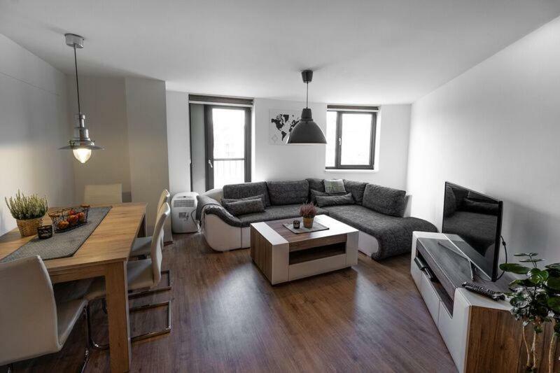 Old Town Luxury Apartment In Heart Of Братислава Екстериор снимка