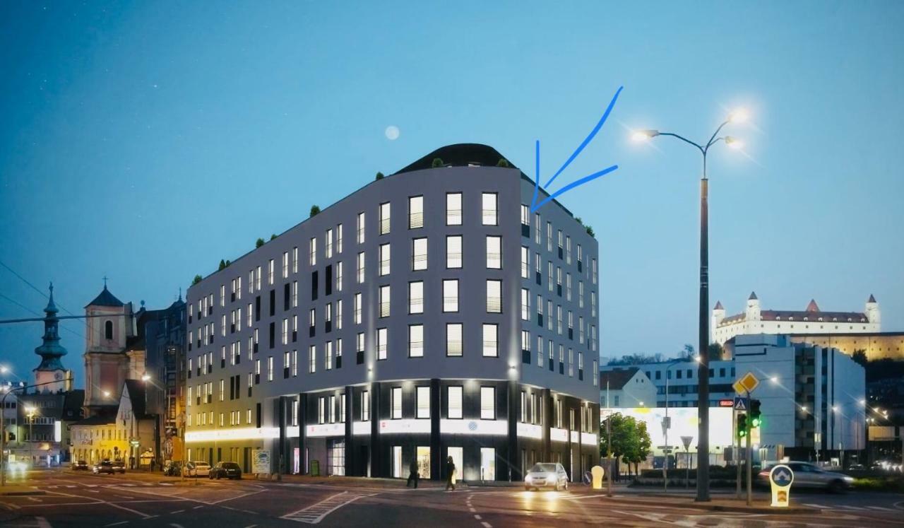 Old Town Luxury Apartment In Heart Of Братислава Екстериор снимка